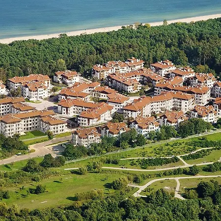 Exotic Wood - Neptun Park Residence